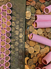 Load image into Gallery viewer, VINTAGE PINK BANK ROLL WITH A BU WHEAT SHOWING