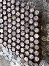 Load image into Gallery viewer, VINTAGE DARK BROWN BANK ROLL WITH A SILVER MERCURY DIME SHOWING