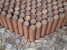 Load image into Gallery viewer, VINTAGE DARK BROWN BANK ROLL WITH A SILVER MERCURY DIME SHOWING