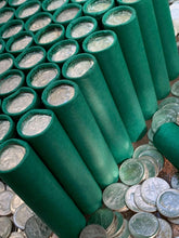 Load image into Gallery viewer, VINTAGE GREEN BANK ROLL WITH A BU SILVER DIME SHOWING