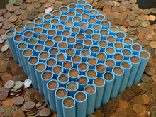 Load image into Gallery viewer, VINTAGE BLUE BANK ROLL WITH INDIAN HEAD CENTS SHOWING