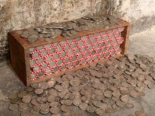 Load image into Gallery viewer, VINTAGE RED & WHITE BANK ROLL WITH A SILVER DIME SHOWING